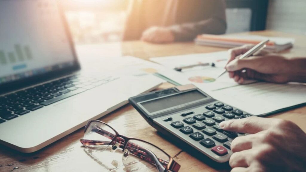 Deducting Computer Accessories as Business Expenses: A Comprehensive Guide 2 How to Claim These Deductions
