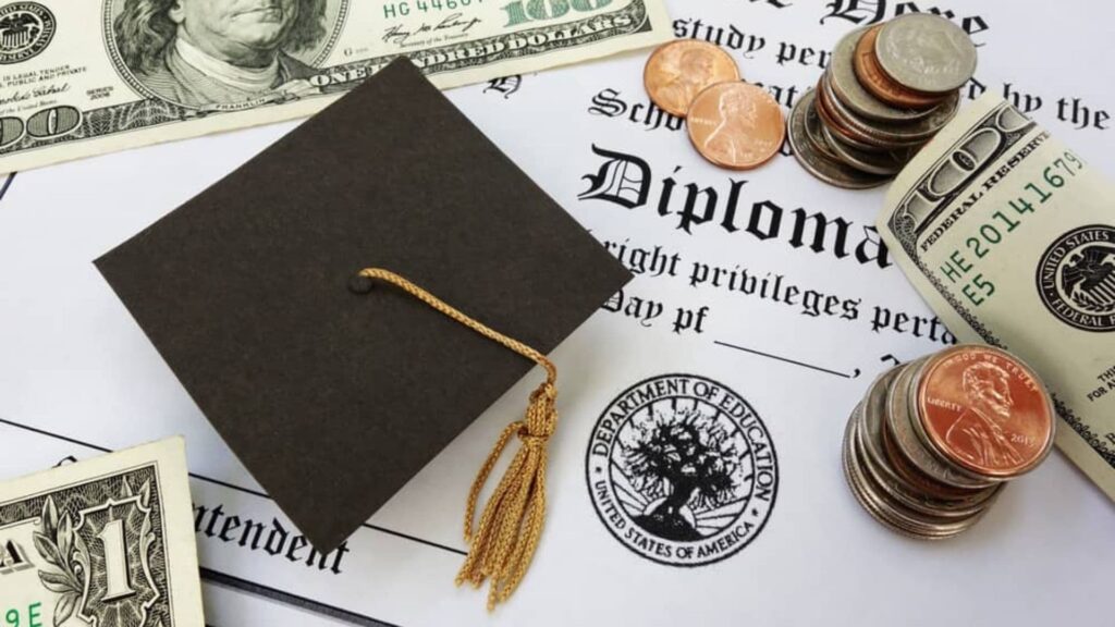 Should I Open a Money Market Account for College Savings? 1 Drawbacks of Using MMAs for College Savings