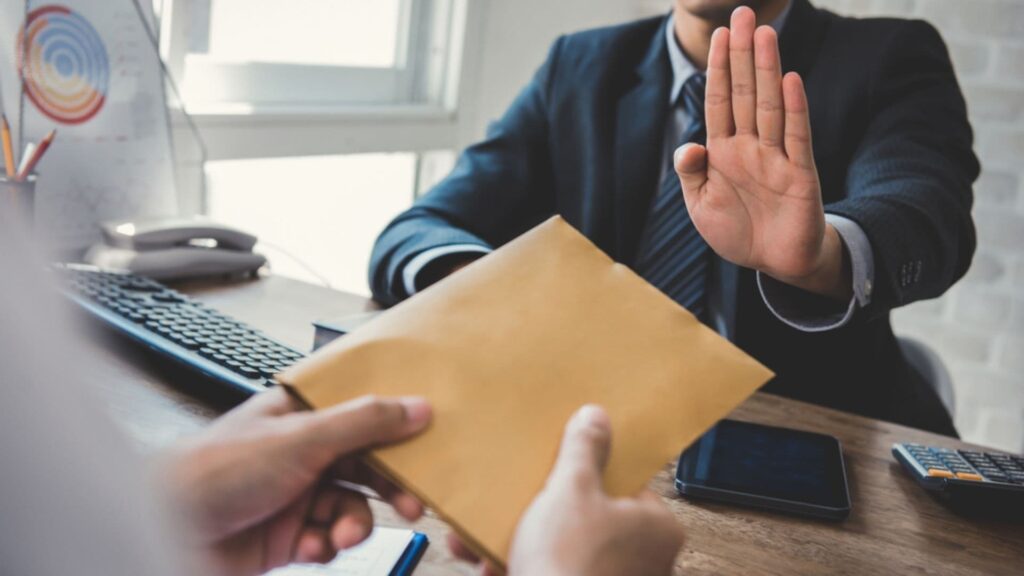 How to Negotiate Severance? 1 Step-by-Step How to Negotiate Severance Like a Pro