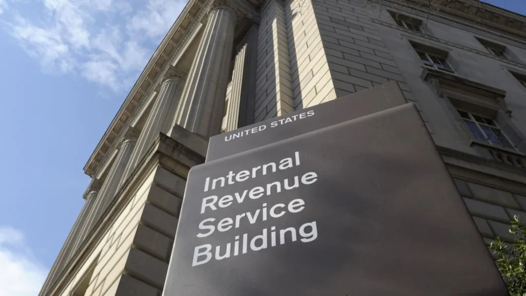 Form 1120-H Filing Extension: How HOAs Get More Time (Without Penalties) 2 Common Mistakes To Avoid - Automatic Filing Extension - Form 1120-H Filing Extension