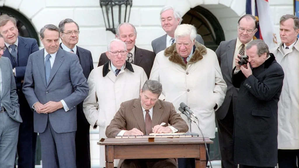 When Did Tax on Social Security Benefits Start? 1 Why Were Social Security Benefits Taxed?